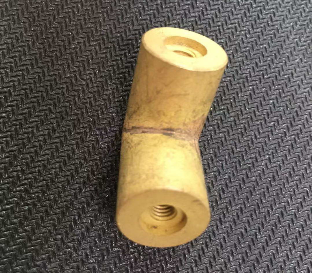 機械配件焊接 (2)